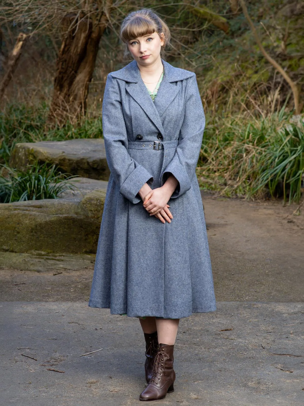 1940s Vintage Promenade Swing Coat in Navy Blue