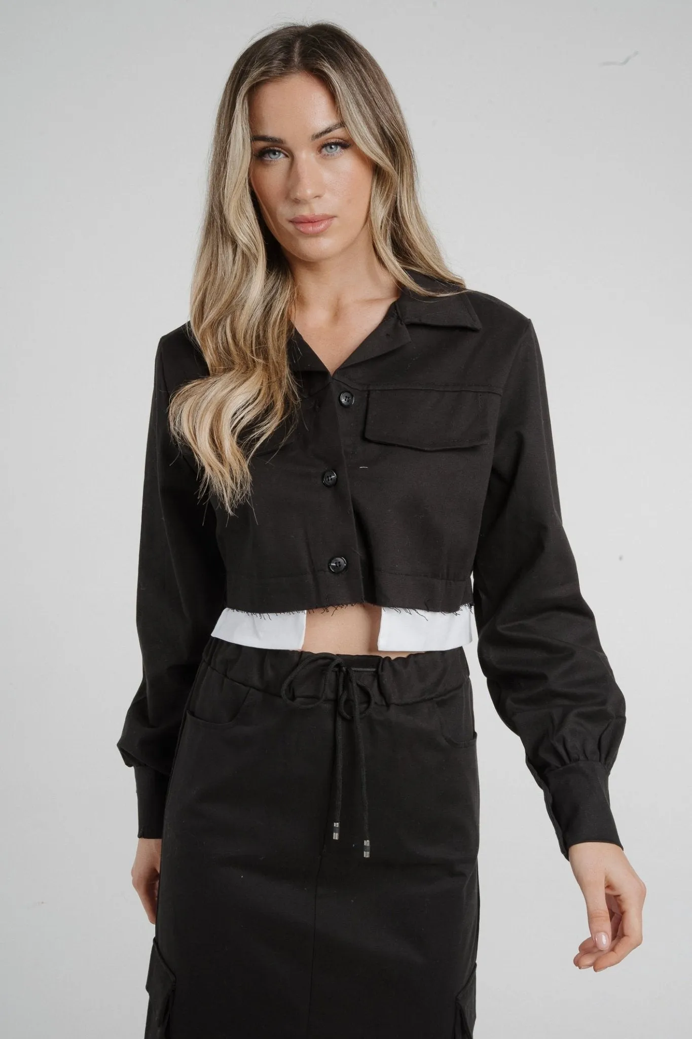 Cathy Cropped Jacket In Black