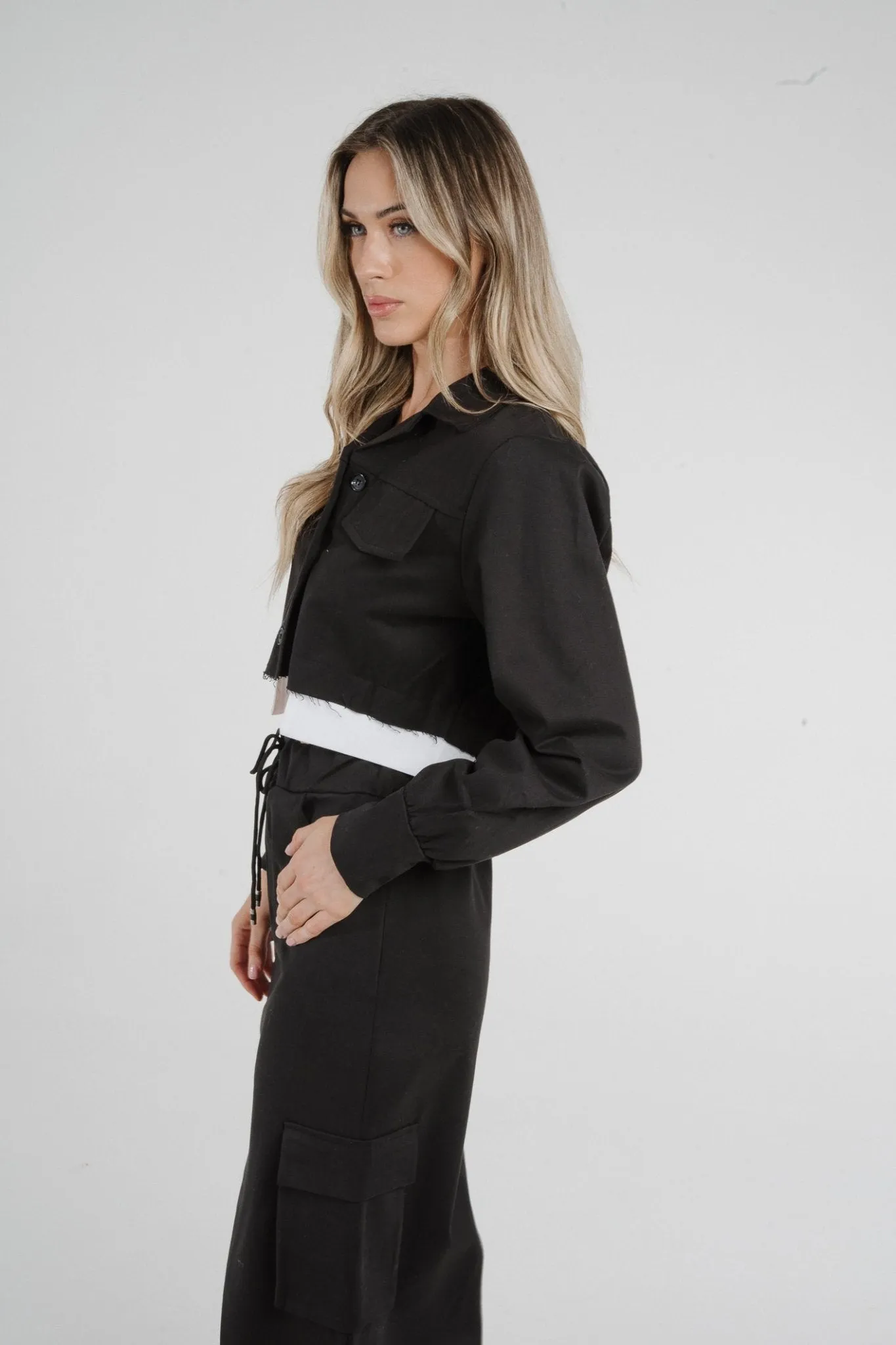 Cathy Cropped Jacket In Black