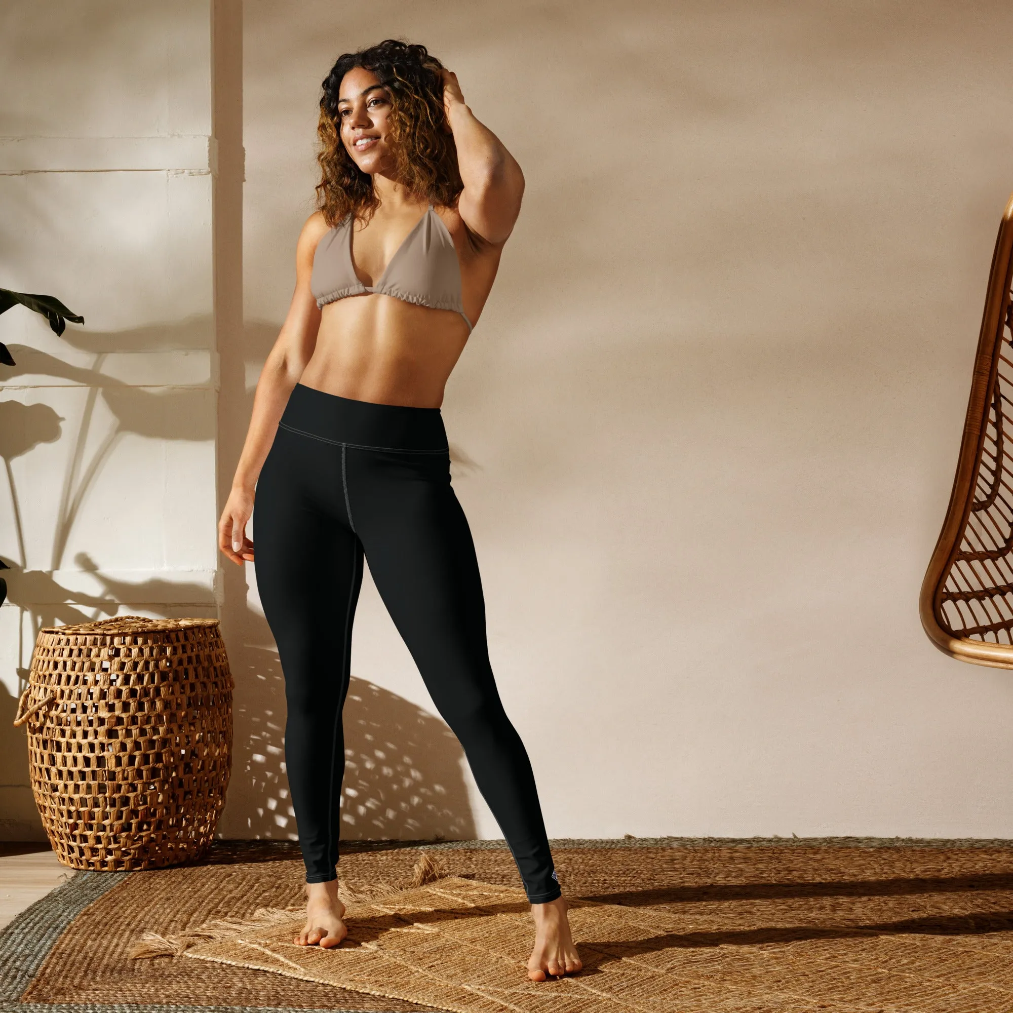 Effortless Active Style: Solid Color Leggings for Her - Noir