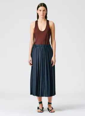 Feather Weight Pleated Pull On Skirt