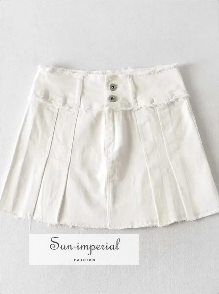 Khaki Low Rise Cargo Short Mini Skirt with Raw Seam detail