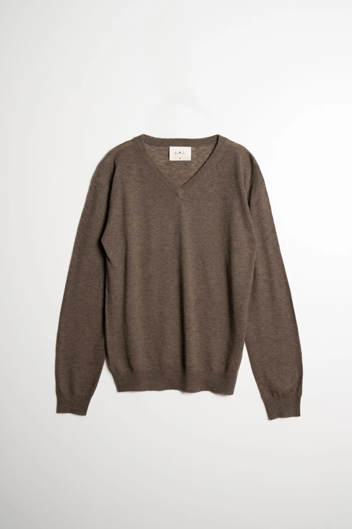 Merino Unisex V-Neck Sweater In Nutmeg Brown