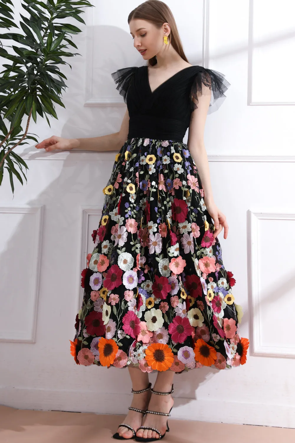 Straps V Neck Black Floral Embroidery Midi Dress